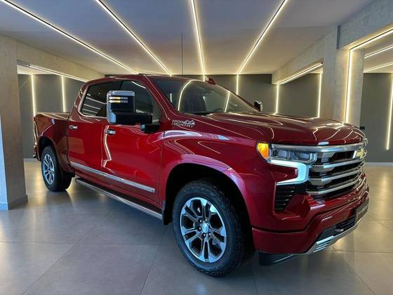 CHEVROLET SILVERADO 5.3 V8 GASOLINA 1500 HIGH COUNTRY 4X4 AUTOMÁTICO
